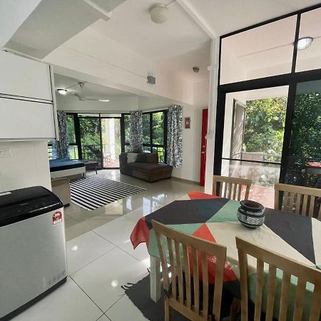Kk Jungle Hideaway Lovely Apartment 5 Mins Walk To Town Kota Kinabalu Eksteriør bilde