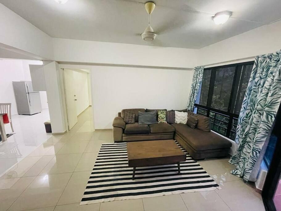 Kk Jungle Hideaway Lovely Apartment 5 Mins Walk To Town Kota Kinabalu Eksteriør bilde